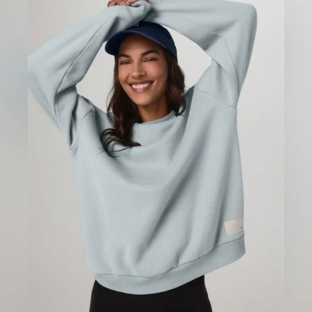 vuori women’s sweatshirt xs